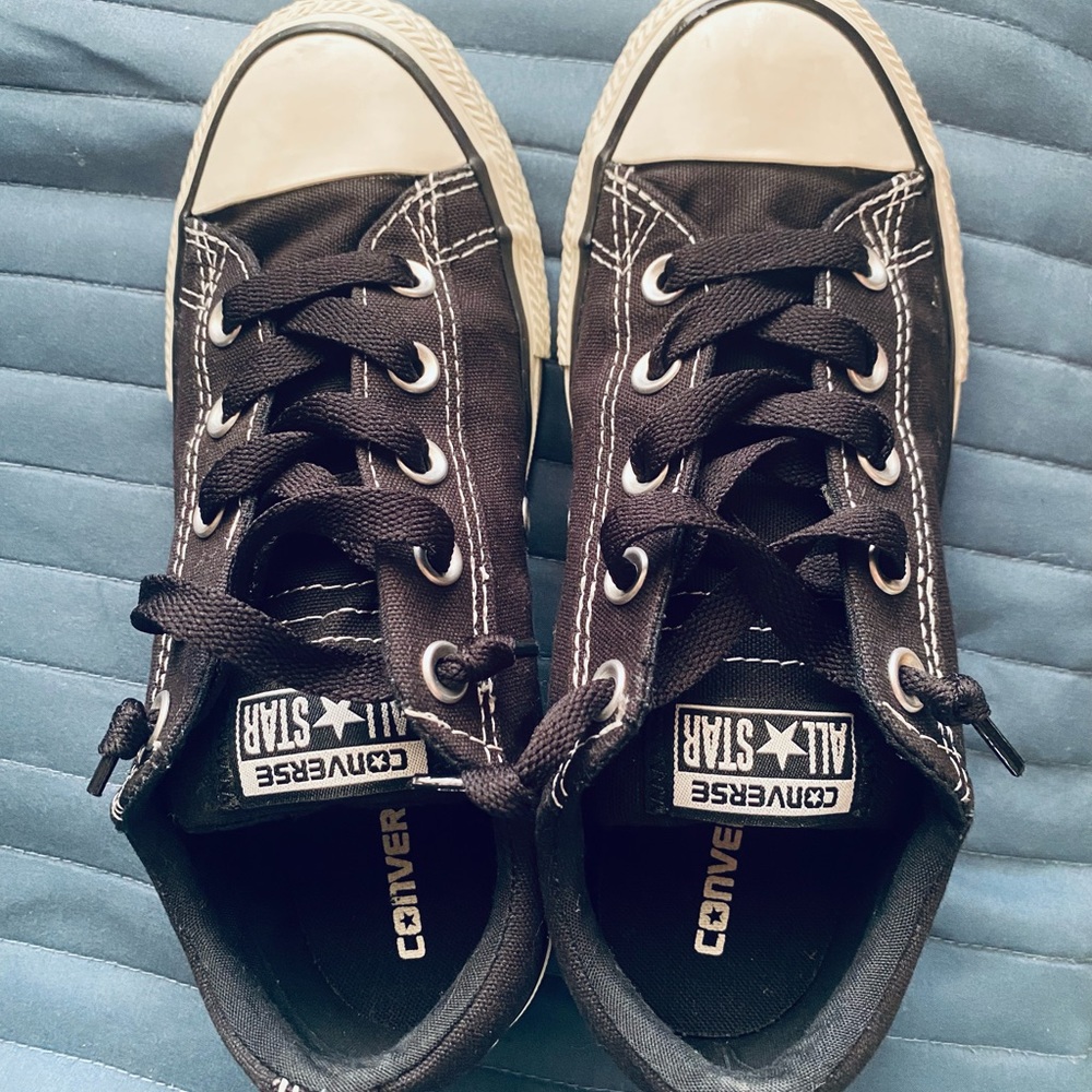 Converse. Size 3